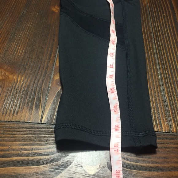 S Left 🆕 Mesh Panel Workout Leggings - Picture 8 of 8